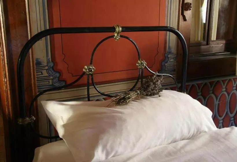 تختخواب در اتاق مشترک, Guest House Old Plovdiv