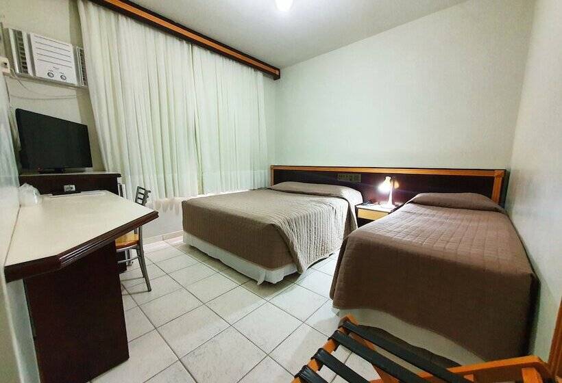 اتاق استاندارد سه نفره, Gumz