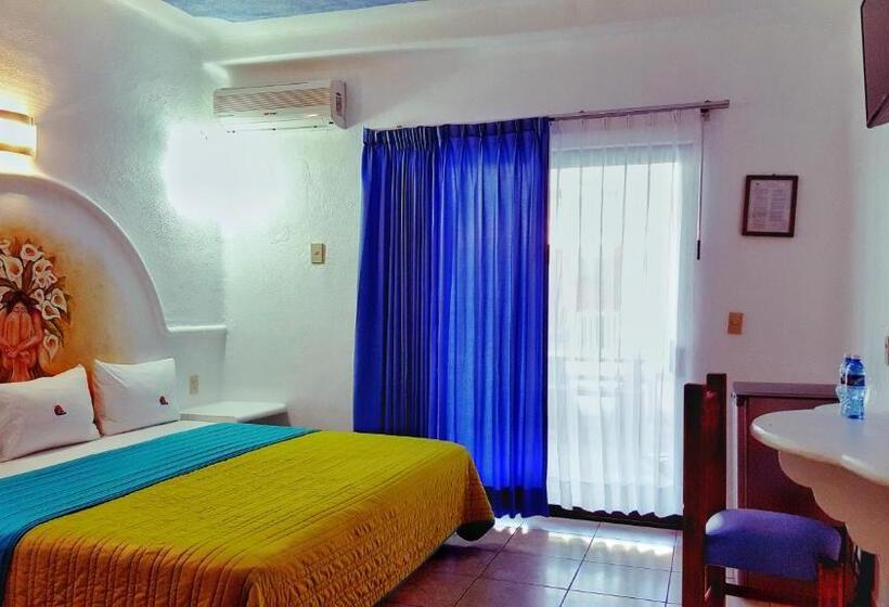 Club Room King Bed, The Alondra