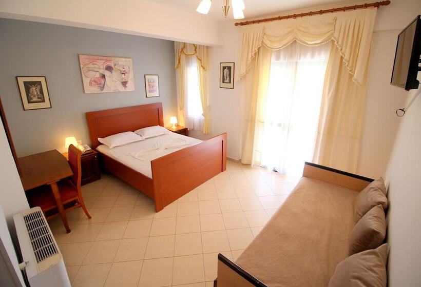 غرفة كومفورت ثلاثية, Olympia