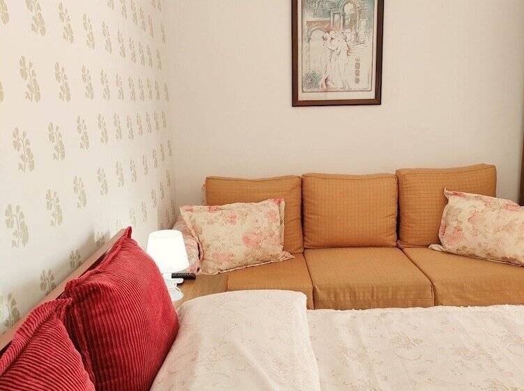 غرفة إقتصادية, Olympia