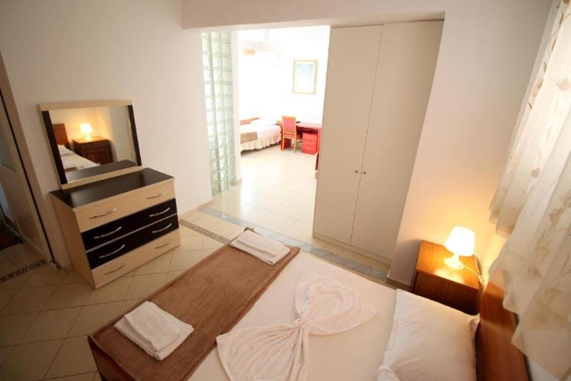 غرفة عائلية, Olympia