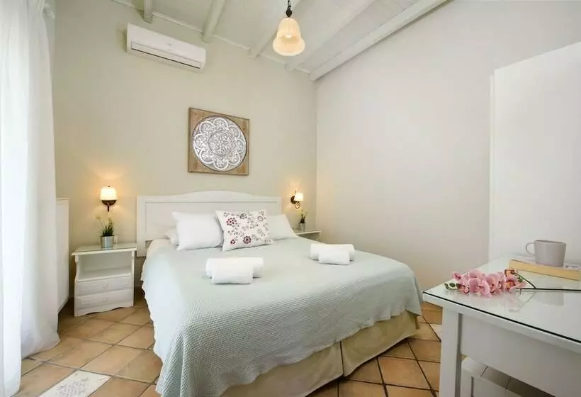 家族用バンガロー, Sebastians Family Hotel & Taverna
