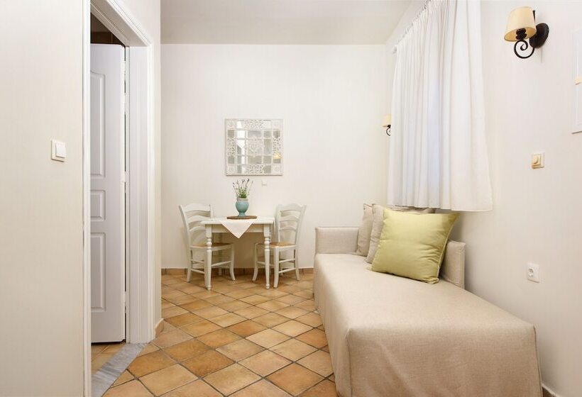 스탠다드 스튜디오, Sebastians Family Hotel & Taverna