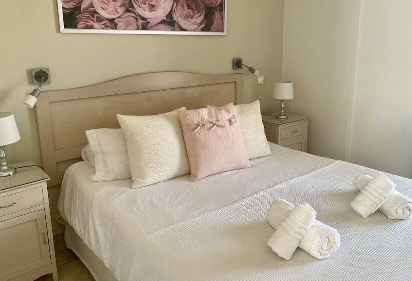 Номер Стандарт, Sebastians Family Hotel & Taverna