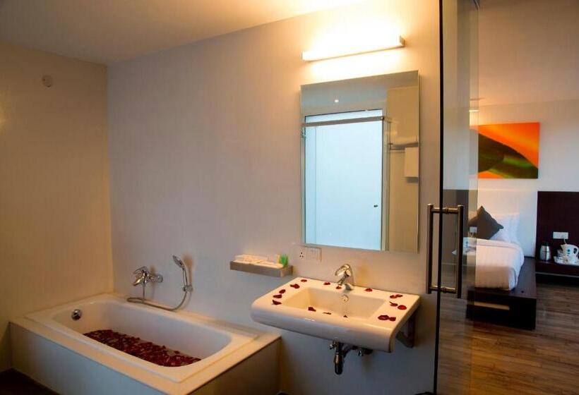 스위트, Springs Hotels And Spa