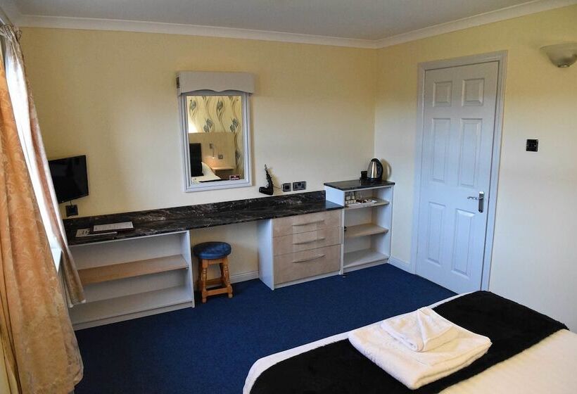 غرفة قياسية فردية, The Mill Forge