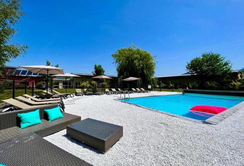 Студио Стандарт Вид на Сад, The Originals Boutique, Hôtel Le Cap, Gap Sud