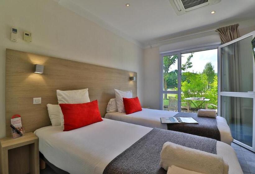 Студио Стандарт Вид на Сад, The Originals Boutique, Hôtel Le Cap, Gap Sud