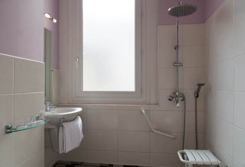 Номер Стандарт, Urban Style, Hôtel Le Cheval Noir, Saint étienne