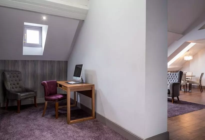 Ullakkosviitti, Roomzzz Newcastle City
