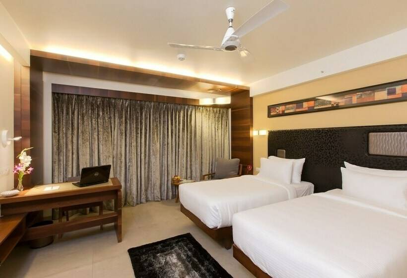 デラックスルーム, Cosmopolitan Ahmedabad