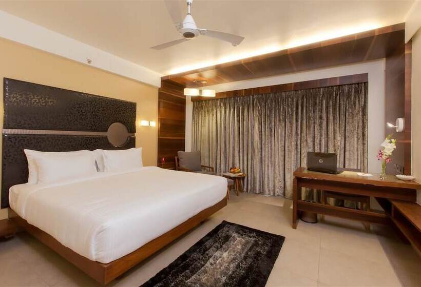 デラックスルーム, Cosmopolitan Ahmedabad