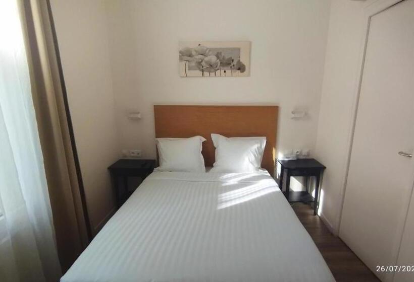 غرفة قياسية, Des Arts