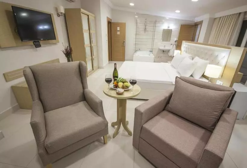 سوییت, Dragut Point North Hotel - All Inclusive