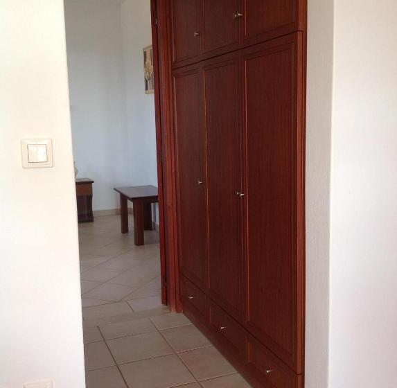 آپارتمان 1 خوابه با چشمانداز دریا, Golden Sun Apartments