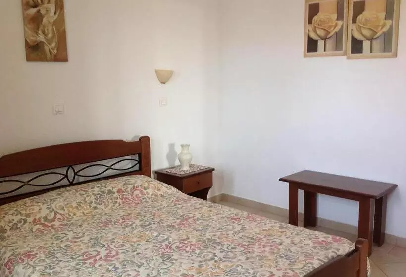 آپارتمان 1 خوابه با چشمانداز دریا, Golden Sun Apartments