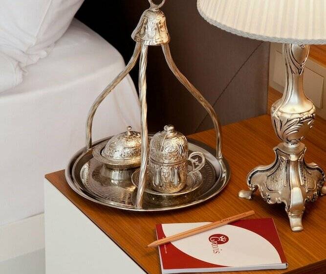 اتاق اجرایی, Gravis Suites