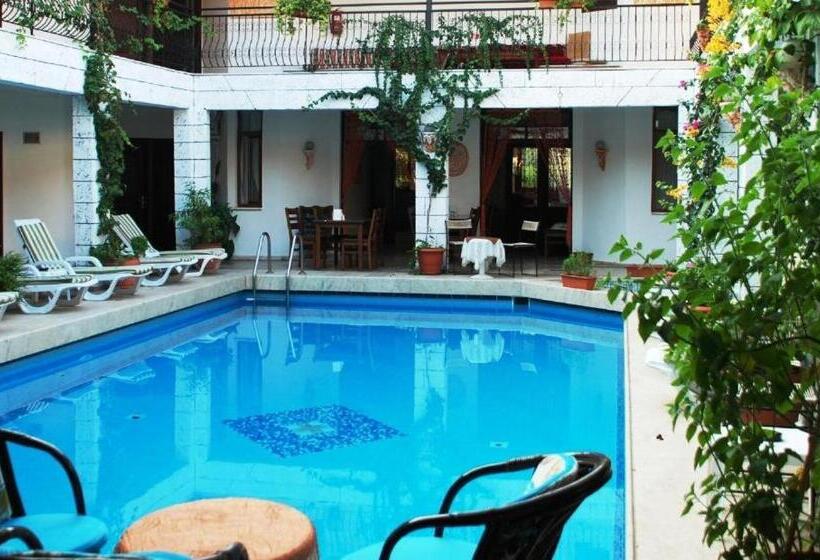 Трехместный Номер Комфорт, Han Dalyan