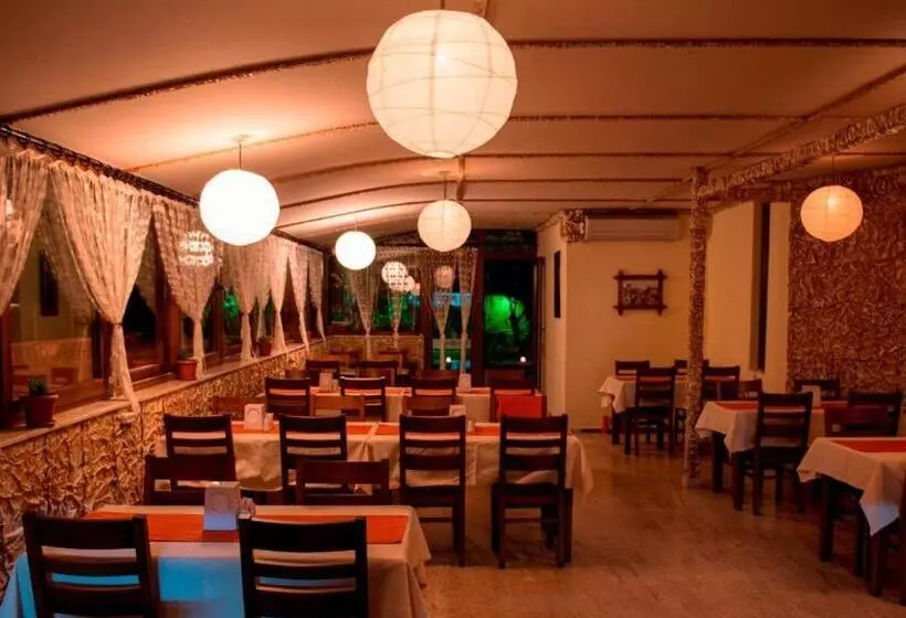 コンフォートトリプルルーム, Han Dalyan
