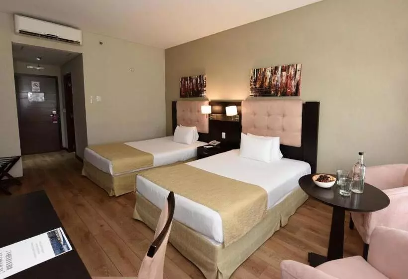 スタンダードルーム, Howard Johnson Resort & Convention Center Ezeiza