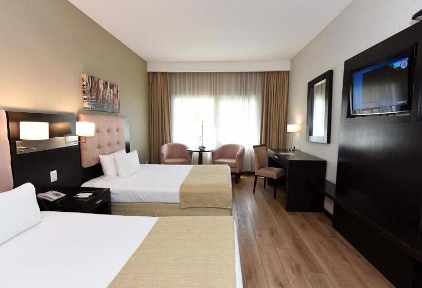 Номер Стандарт, Howard Johnson Resort & Convention Center Ezeiza