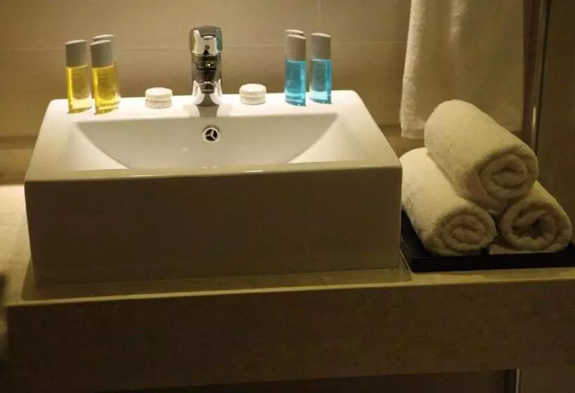 اتاق استاندارد, Jounieh Suites Boutique
