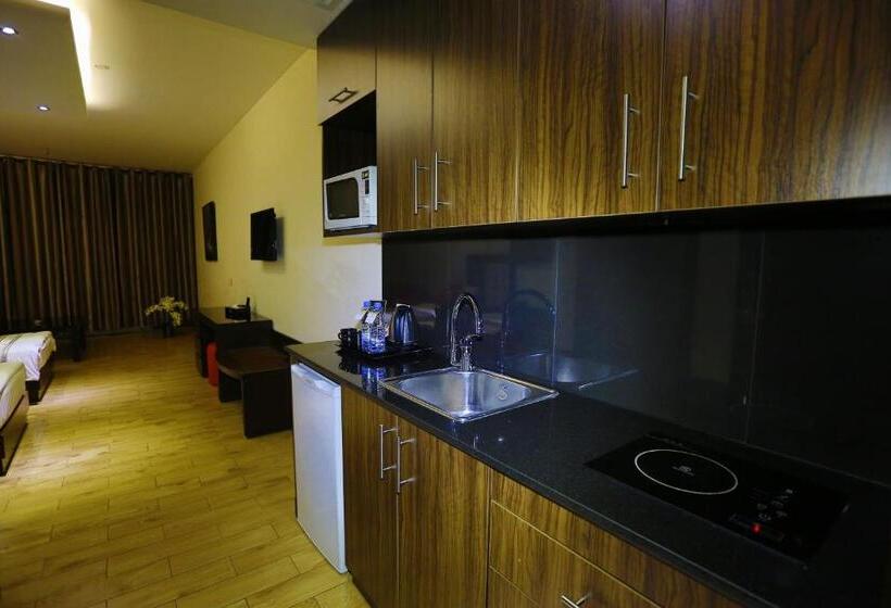 سوییت جونیور, Jounieh Suites Boutique