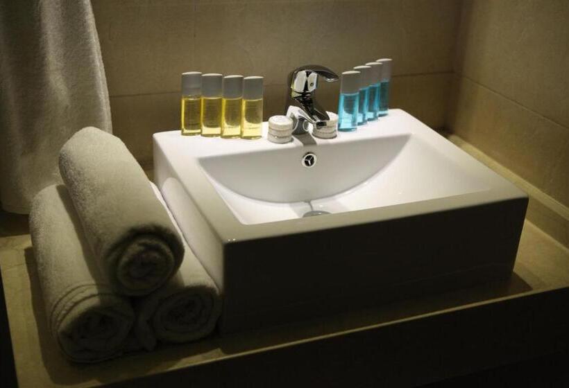 سوییت خانوادگی, Jounieh Suites Boutique