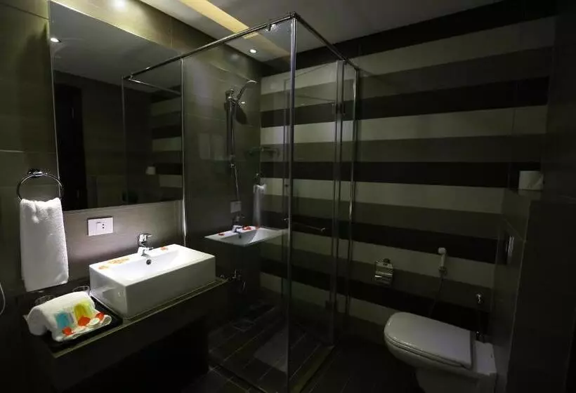2 Bedrooms Suite Sea View, Jounieh Suites Boutique