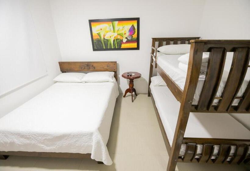 Quarto Quádruplo Estandar, La Casona De Getsemani