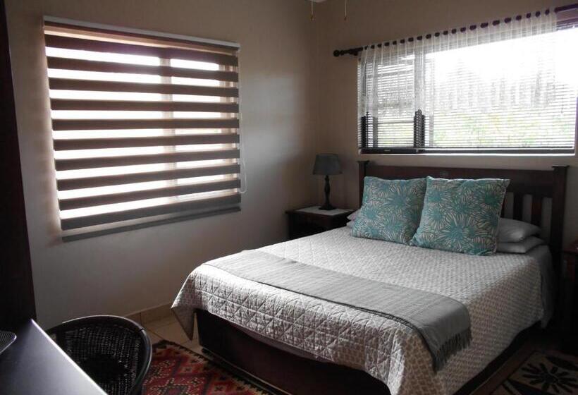 חדר סטנדרט, Meerkat Manor