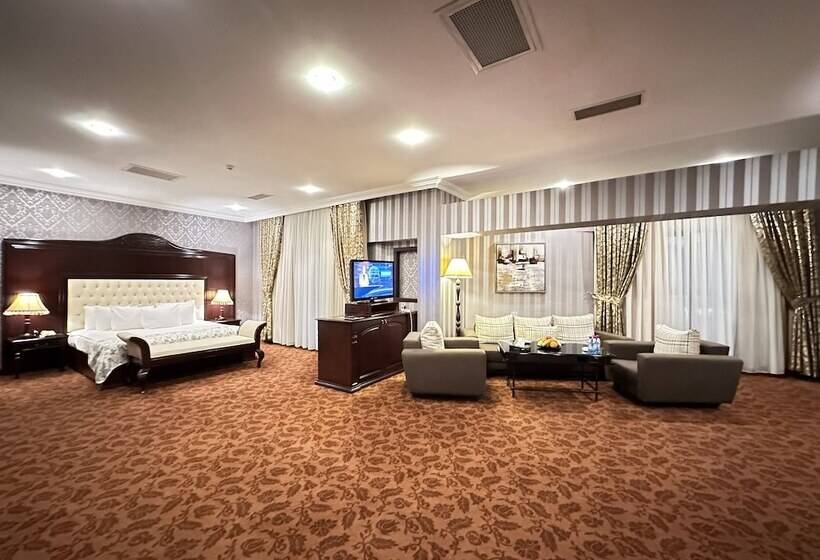 سوییت جونیور, Modern