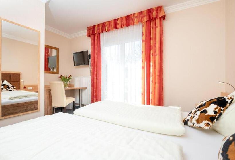 جناح عائلي, Pogöriacherhof