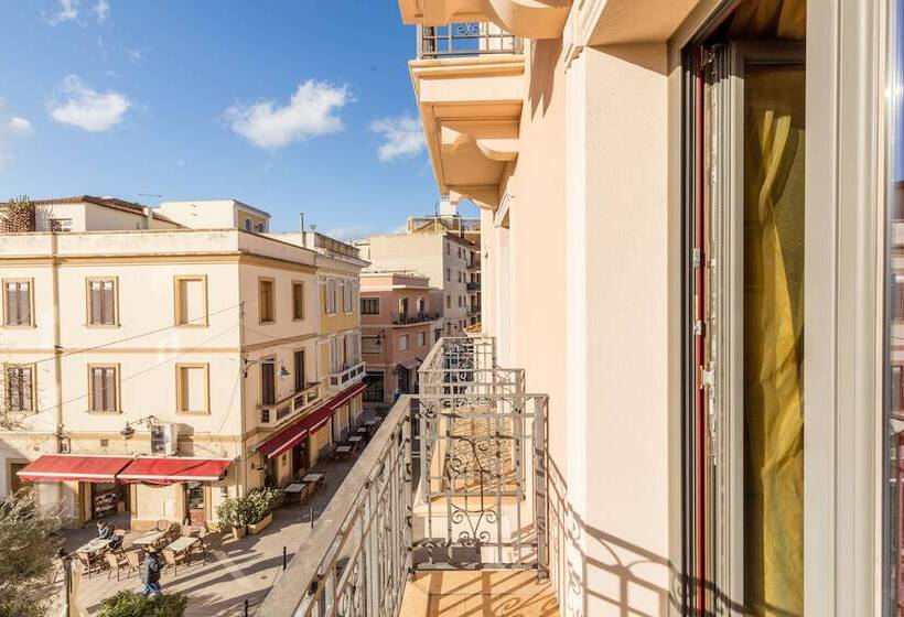 جناح مطل على المدينة, Regina Elena