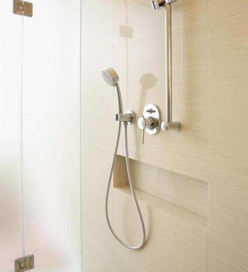 סוויטה נוף לבריכה, Seminyak Lagoon All Suites