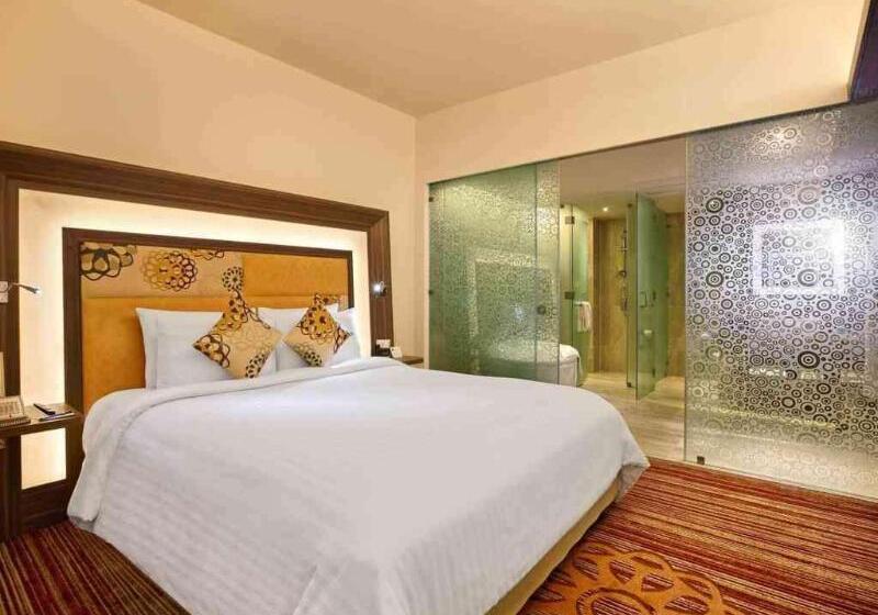 Люкс Executive Кровать Кинг, Novotel Pune Viman Nagar Road