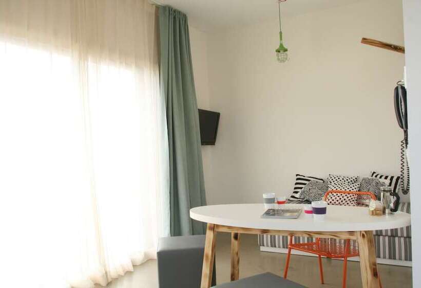 Люкс, Côté Océan Resort