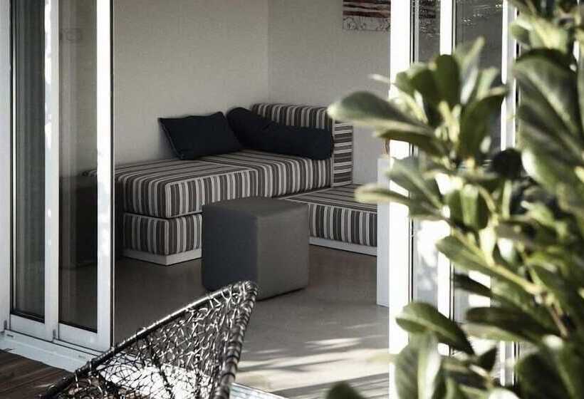 Люкс, Côté Océan Resort