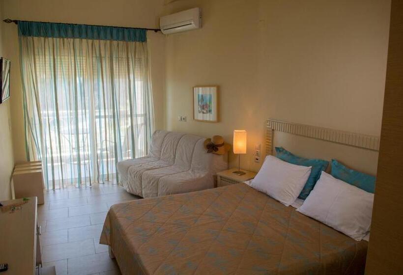 海の見える1ベッドルームアパートメント, Rouda Village