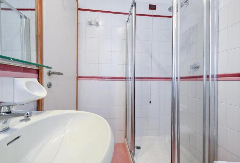 Номер Economy, Aurora