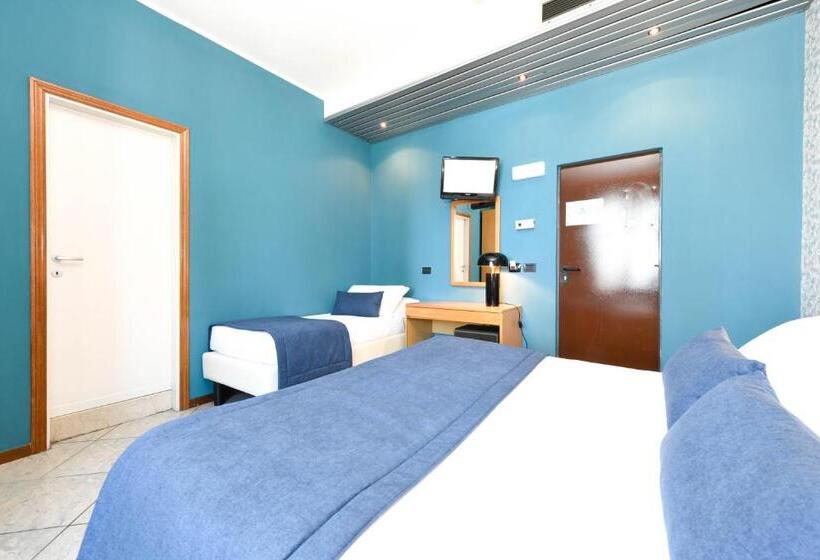 Номер Стандарт Вид на Озеро, Aurora