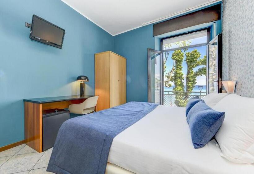 Номер Стандарт с Балконом, Aurora