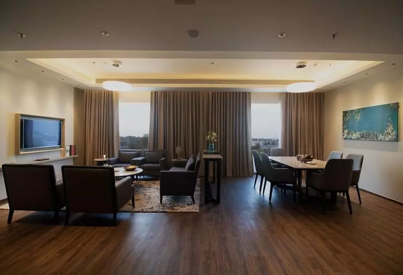 プレジデントスイートルーム, Courtyard By Marriott Bhopal