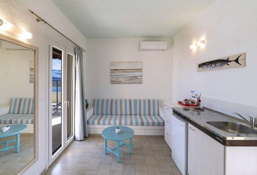 带海景的高档工作室, Elounda Heights