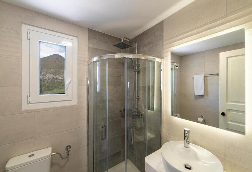 带海景的高档工作室, Elounda Heights