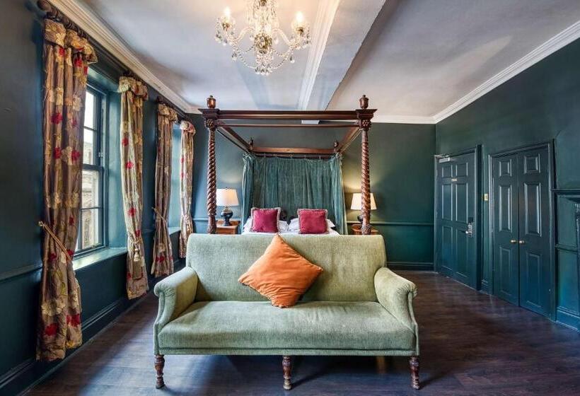 غرفة قياسية, Guy Fawkes Inn