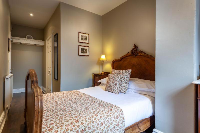 غرفة قياسية, Guy Fawkes Inn