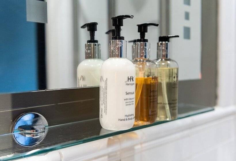 غرفة تنفيذية, Guy Fawkes Inn