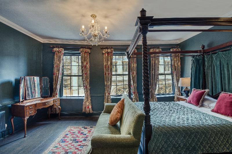 غرفة قياسية, Guy Fawkes Inn